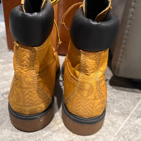 Timberland 6\